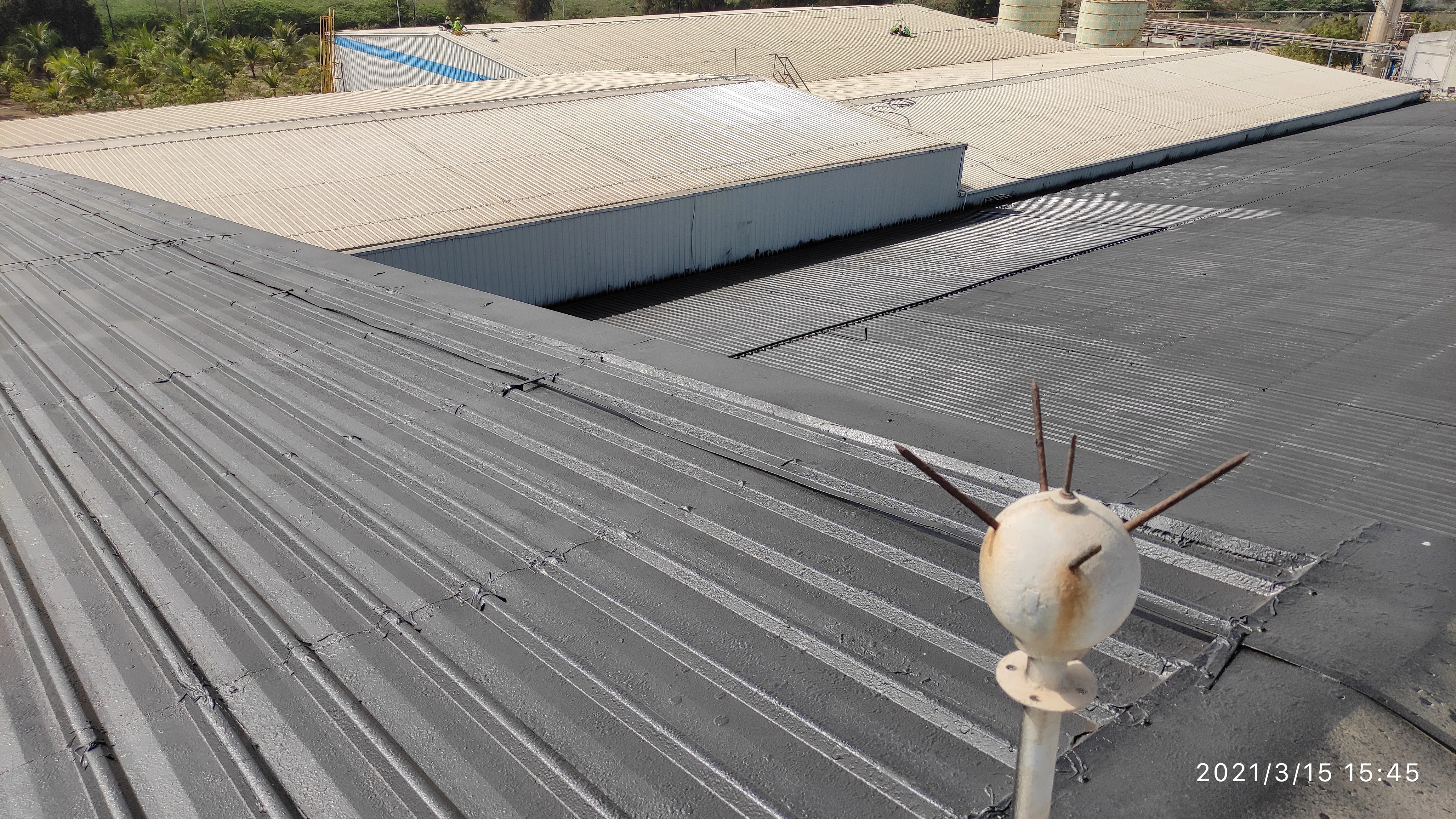 Podium roof deck
